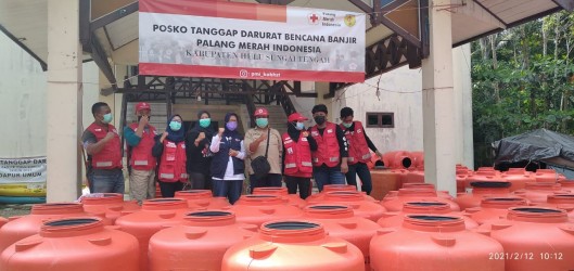 PMI HST Kalsel Distribusikan 120 Tandon Air Bersih Untuk 10 Kecamatan